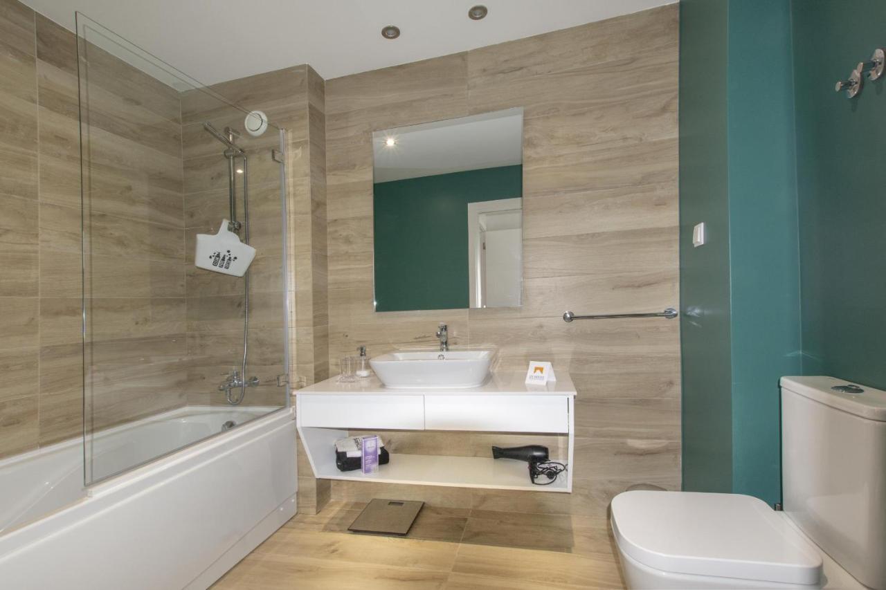 Elegant & Sophisticated Campo Ourique By Gt House Lisbon